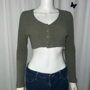 Cropped shirt!